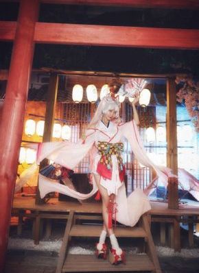 女生露胸无遮挡_1080免费观看